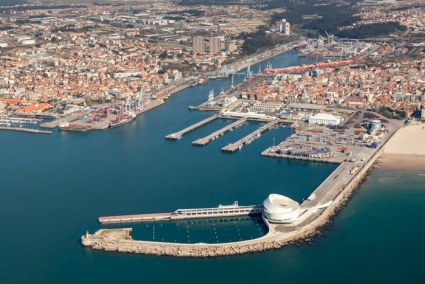 YILPORT LEIX&Otilde;ES WINS MARKET SHARE