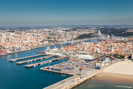 YILPORT LEIX&Otilde;ES ON THE EDGE OF ANOTHER RECORD