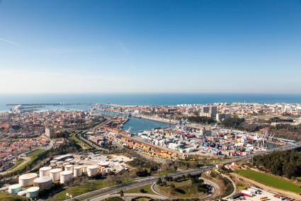 WEEK 2 RATED NEARLY 8,000 TEU