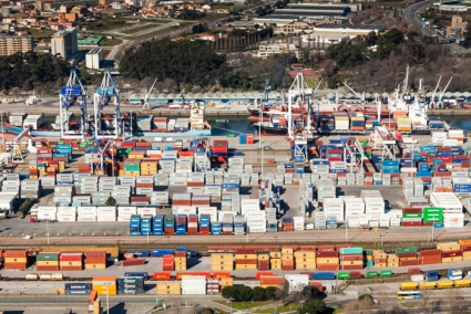 YILPORT LEIX&Otilde;ES ADDS MORE THAN 10,000 TEU TO THE ACCOUNT