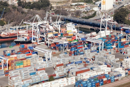YILPORT LEIX&Otilde;ES YIELDED OVER 10,000 TEU ON WEEK 36