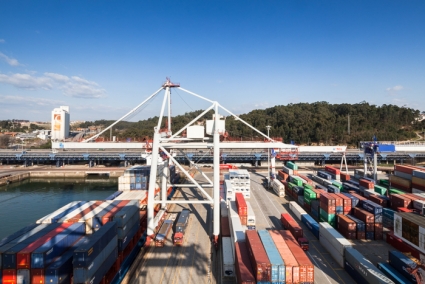 YILPORT LEIX&Otilde;ES SUMS ALMOST 15 THOUSAND TEU