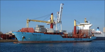 "MAERSK VOLTA" HANDLED OVER 2,600 TEU