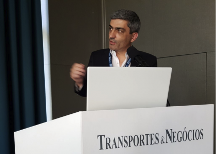 YILPORT LEIX&Otilde;ES IN T&N SEMINAR